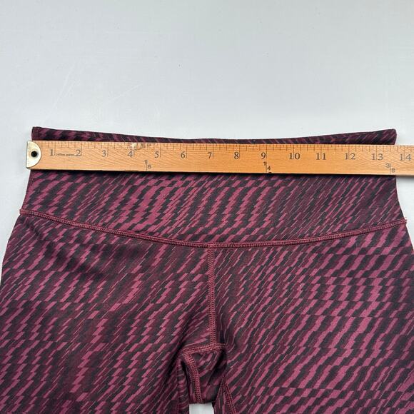 Lululemon Wunder Under Leggings Womens 6 Maroon Black Geo Cropped Stretch Active - Picture 8 of 12